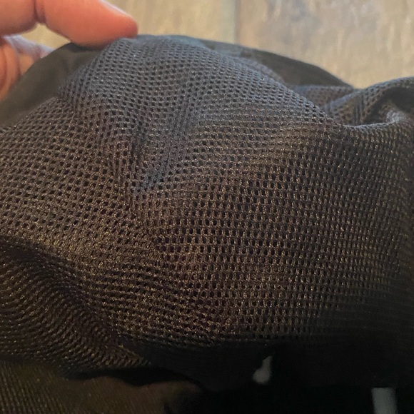 ‘H&M’ Men’s All Black Windbreaker Jacket. Size Men’s US L. - Picture 6 of 9